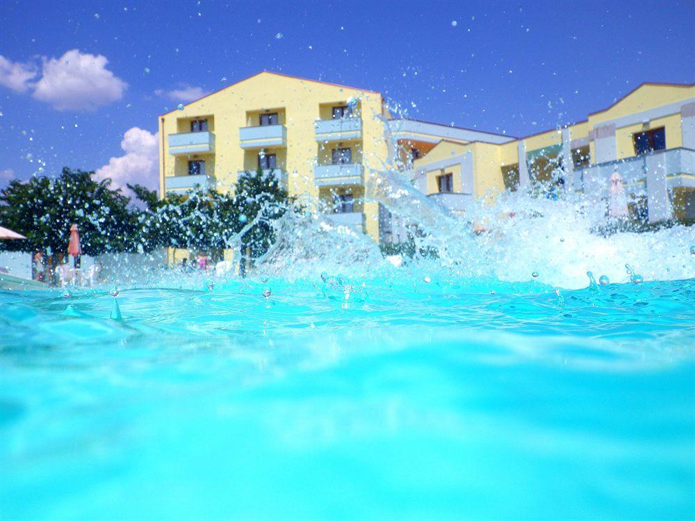 Resort Isola Rossa Bosa Esterno foto